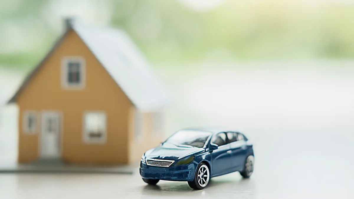 住宅ローンの審査に落ちた人は車を買おう