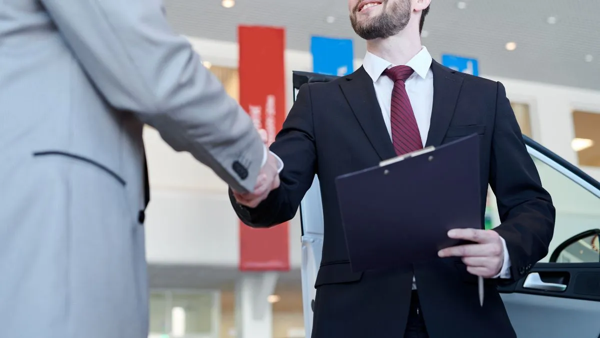 クルマテラスのレビューを徹底調査！評価4.8以上は事実？